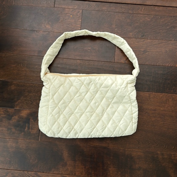 Handbags - New cream puffer hobo style tote bag